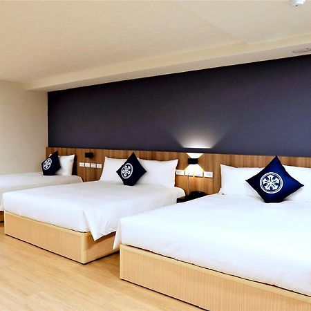 Holo Hotel Đài Nam Ngoại thất bức ảnh